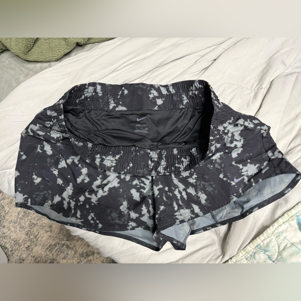 Nike Dri-FIT Black and White Shorts Women’s